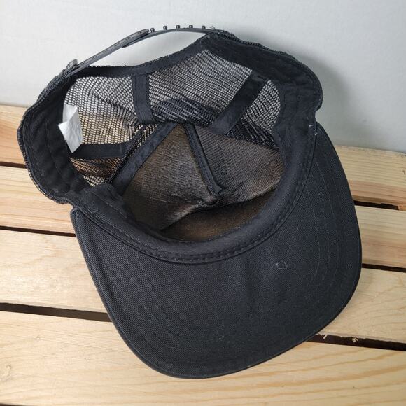 VANS Retro Snap Back Trucker Hat "Off The Wall" - Picture 6 of 6